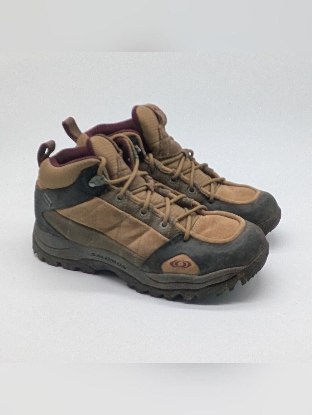 Salomon Gore-Tex Hiking Boots Women's Size 8 Beige Black High Top Waterproof